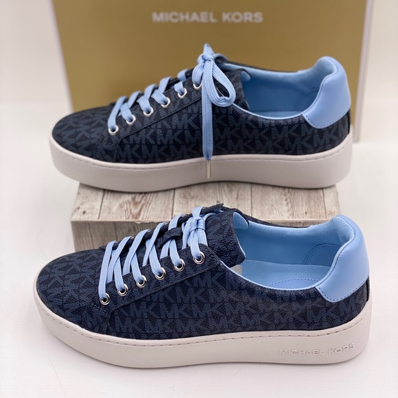 Michael Kors Poppy Lace Up Sneakers Light Blue - Picture 3 of 14